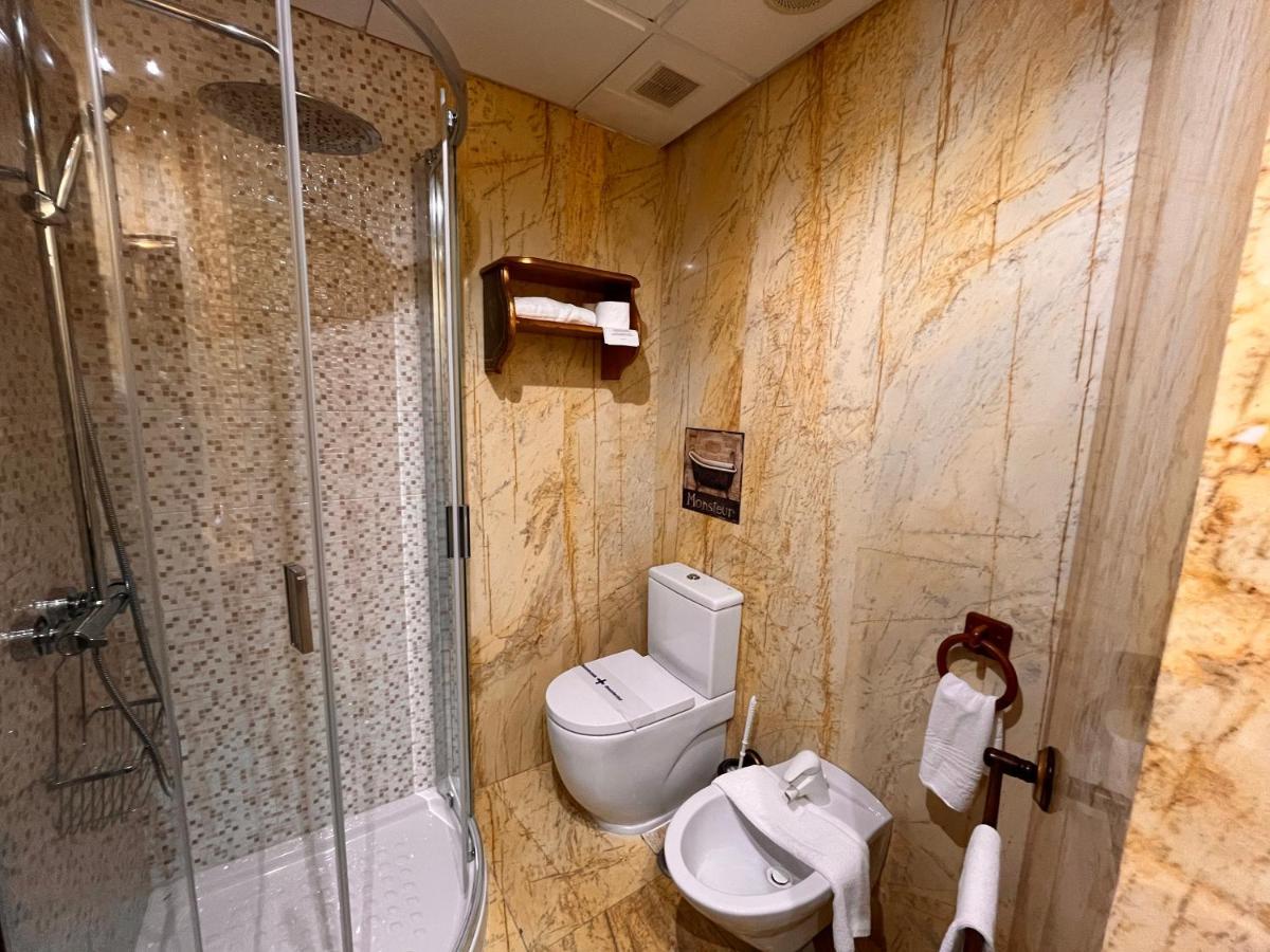 Hotel Microtel Placentinos Salamanca Ngoại thất bức ảnh