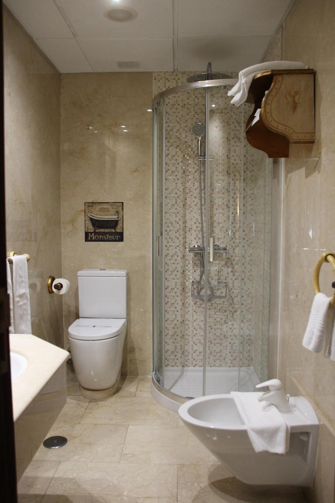 Hotel Microtel Placentinos Salamanca Ngoại thất bức ảnh